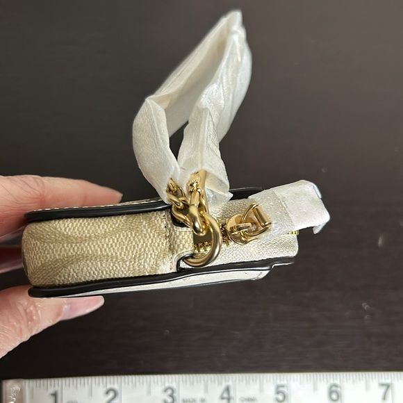 COACH Zip Card Case In Signature Canvas Floral Print Leather Light Khaki NEW - Picture 6 of 12